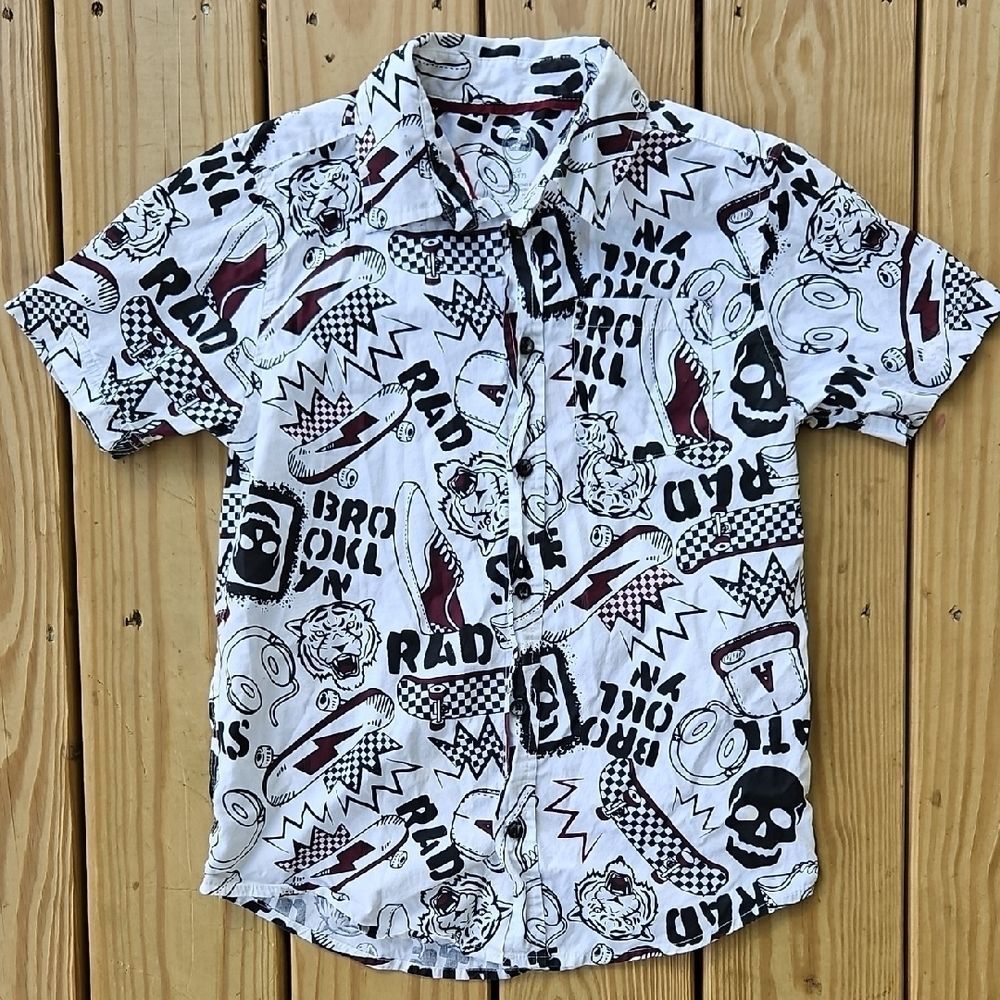 Wonder Nation Graphic Skater Cotton Button Down Shirt Boys 10/12